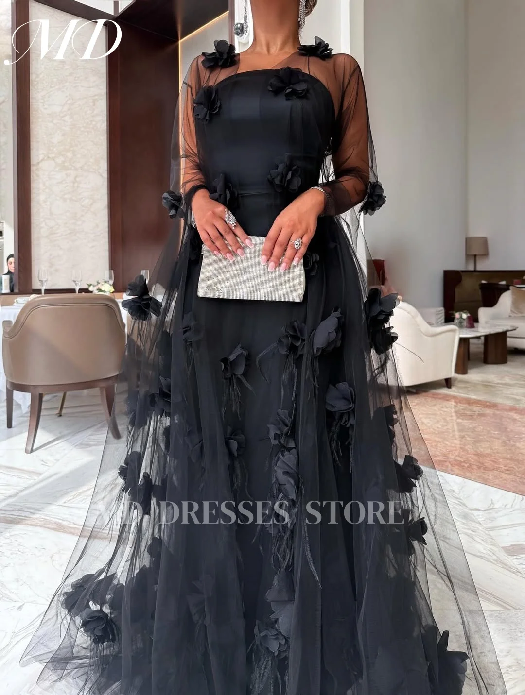 MD 새로운 우아한 수제 꽃 Tulle 댄스 파티 드레스 캡 슬리브 블랙 슬림 새틴 이브닝 드레스 Customsied فساتين سهرة