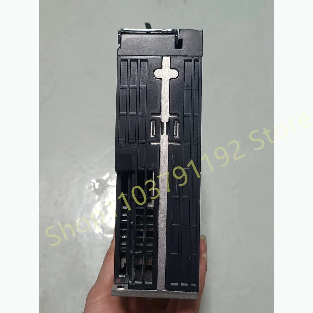 High reliability 200-240V input Servo driver SV630NS7R6I