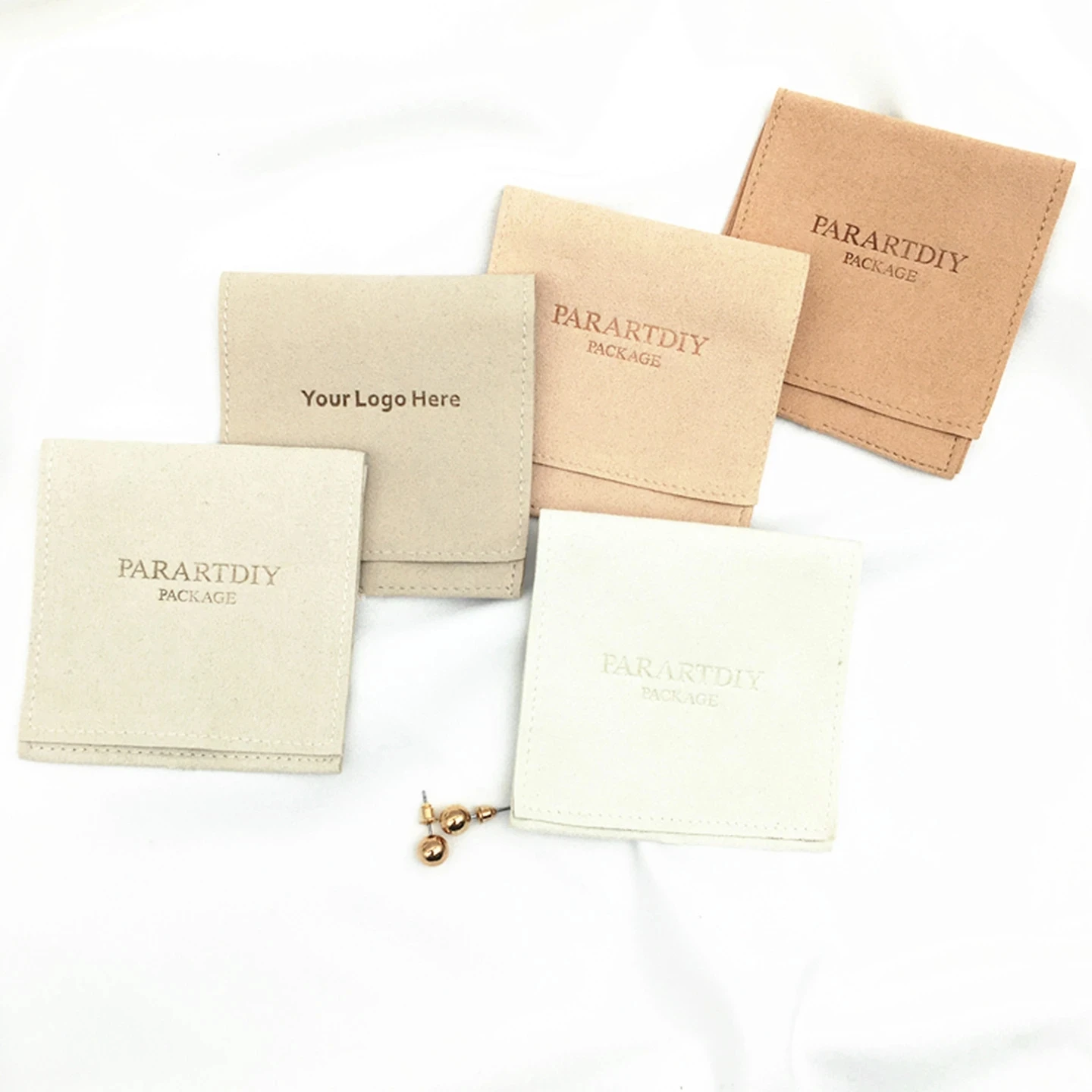 

Cream Microfiber Jewelry Gift Bags Custom Logo Suede Sack 6x6cm 8x8cm Pack 50 Eyelashes Rings Tarot Packaging Storage Pouches