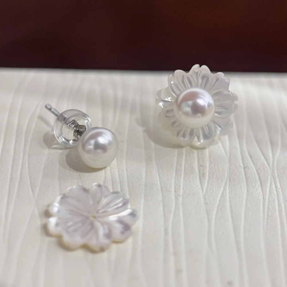 New Sweet and Fashionable Pearl Earrings AAA5-6mm 6-7mm Natural South Sea Round Pearl Earrings 925s Free Delivery