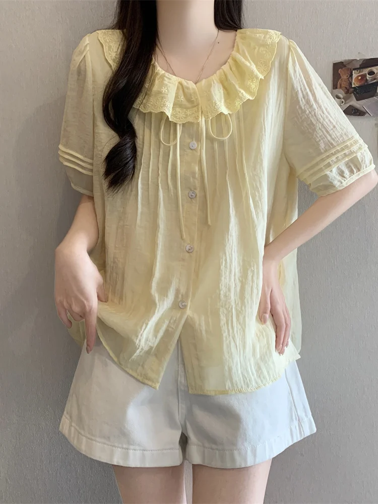 

plus Size Summer Shirt Doll Collar Short Sleeve Loose Fit Flattering Meat Concealing Sweet Lace Collar Slimming Top for Fat G...
