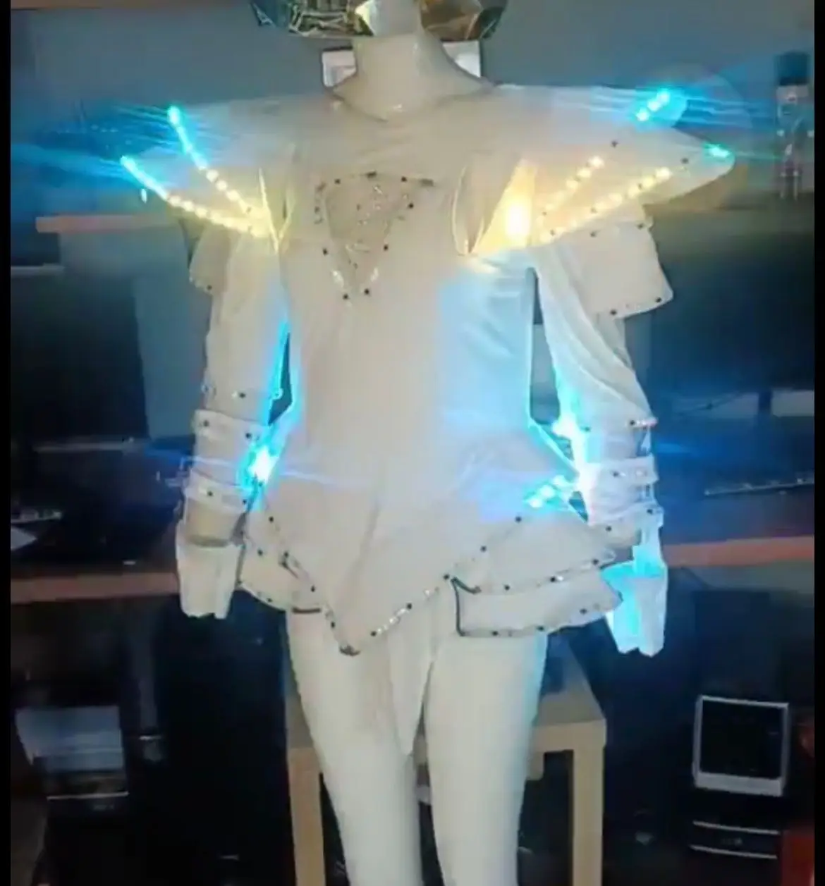 Light Up เสื้อผ้า LED เครื่องแต่งกายบัลเล่ต์ Tutu Led ชุด Wedding Party เทศกาลเวทีแสดง Bodysuit