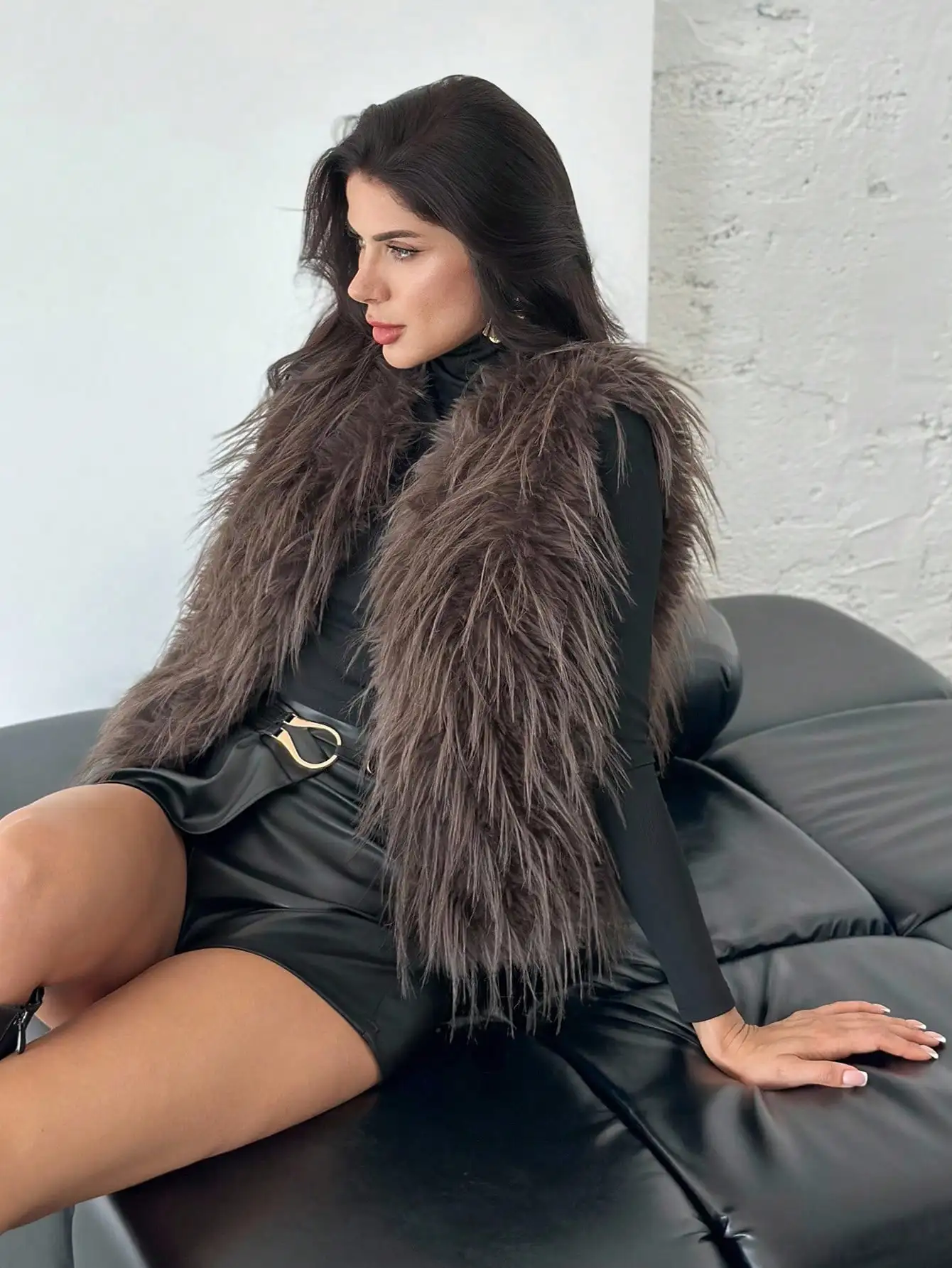 

Женский жилет без рукавов из искусственного меха для осени и зимы, модная верхняя одежда с плюшевой текстурой