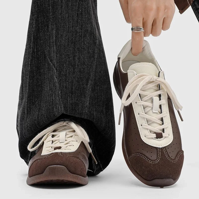 

Retro Women's Shoes 2026 Fashion Leather Casual Shoes High End Flat Bottom Sneakers for Woman Designer Board Shoe Zapatos Mujer