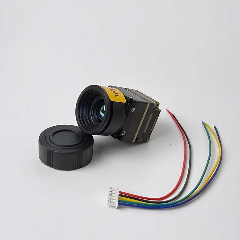 640*512 High Resolution Thermal Camera FPV Drone with 8x Electronic Zoom Mini Series CVBS Analog Interface OEM Module for UAV