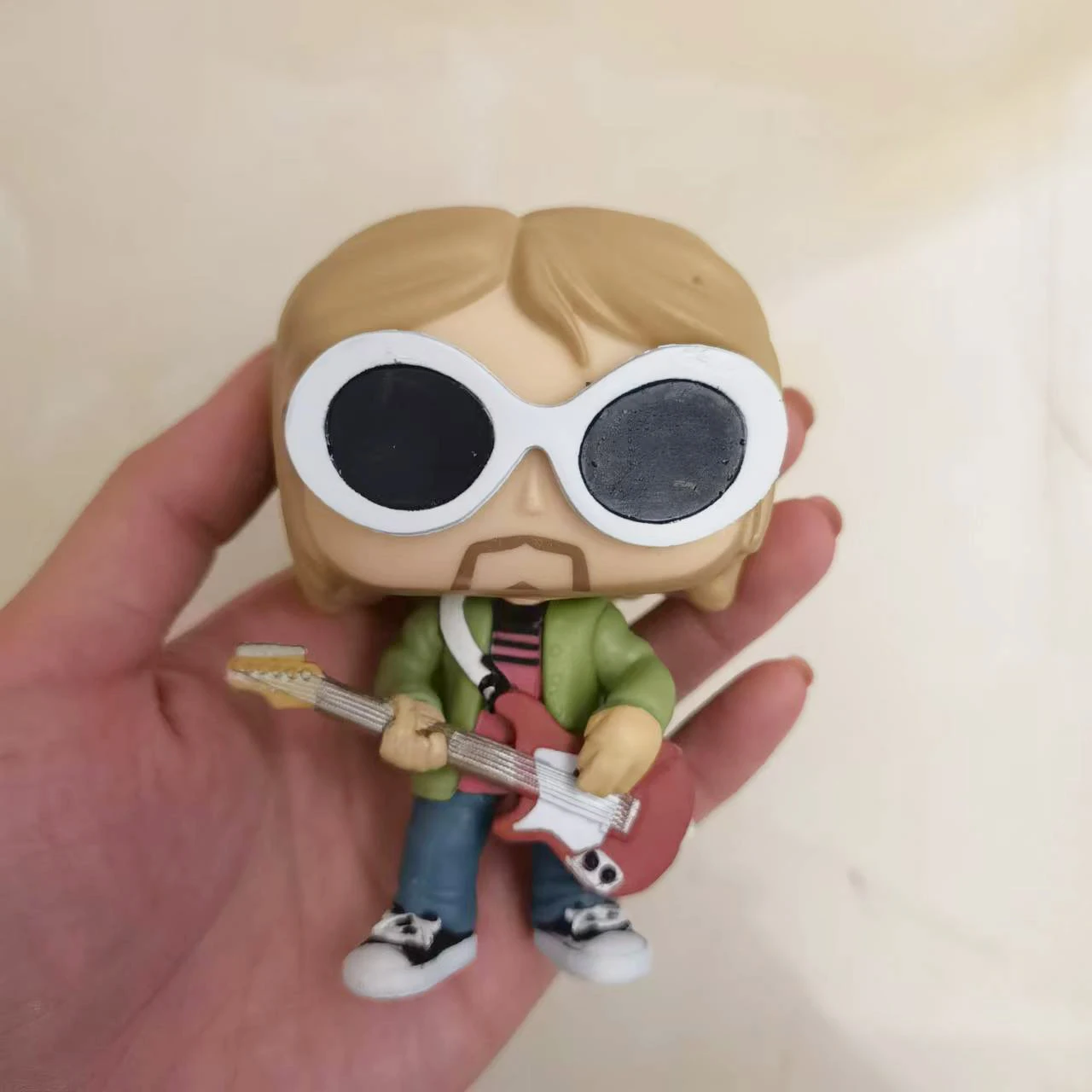 Anime Kurt Cobain Vinyl Model  Figure 10cm