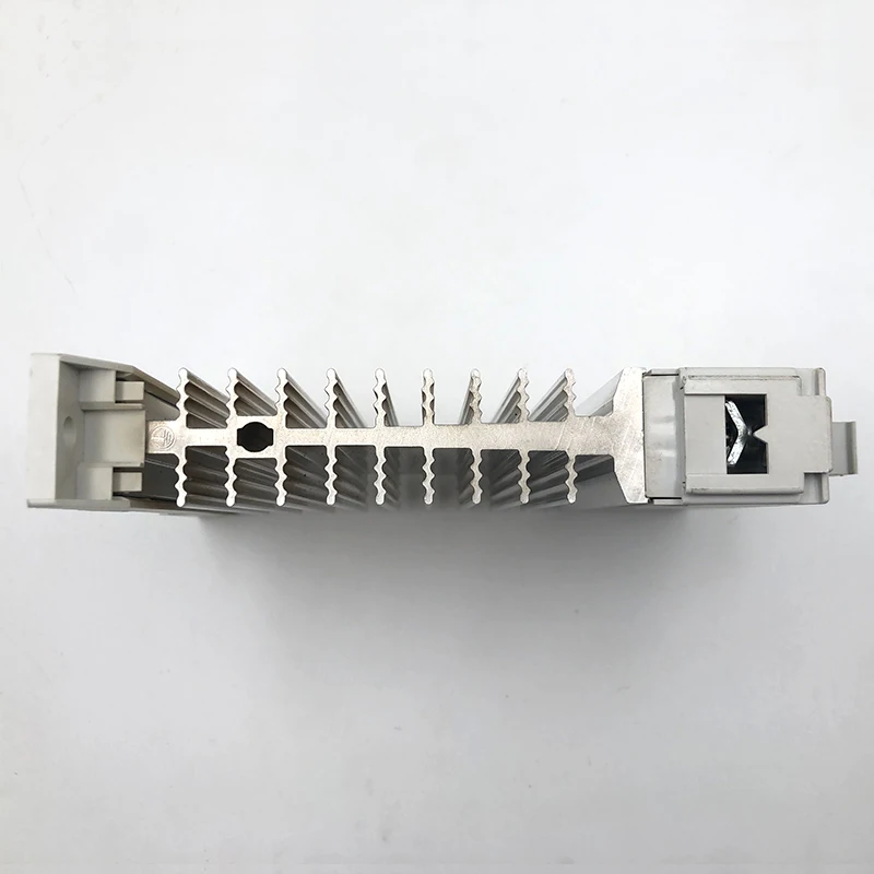 3RF2320-1DA02 SIEMENS 24VDC