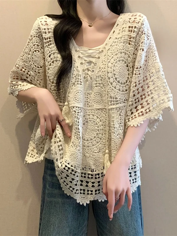 

Women's Knitted Hollow V-neck Top Summer 2026 Loose Fit Sleeveless High Design Sense Outerwear Comfortable Soft Material