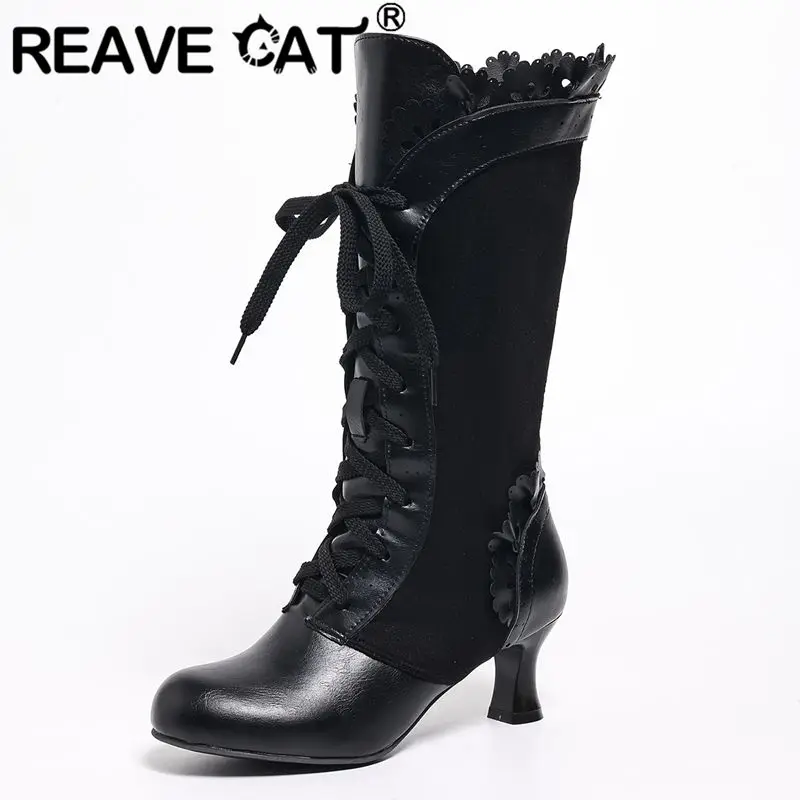 

REAVE CAT Женские сапоги до середины икры с круглым носком 6 см на блочном каблуке спереди со шнуровкой Модные повседневные ботинки Bota Осенние черные удлиненные размеры 44-46