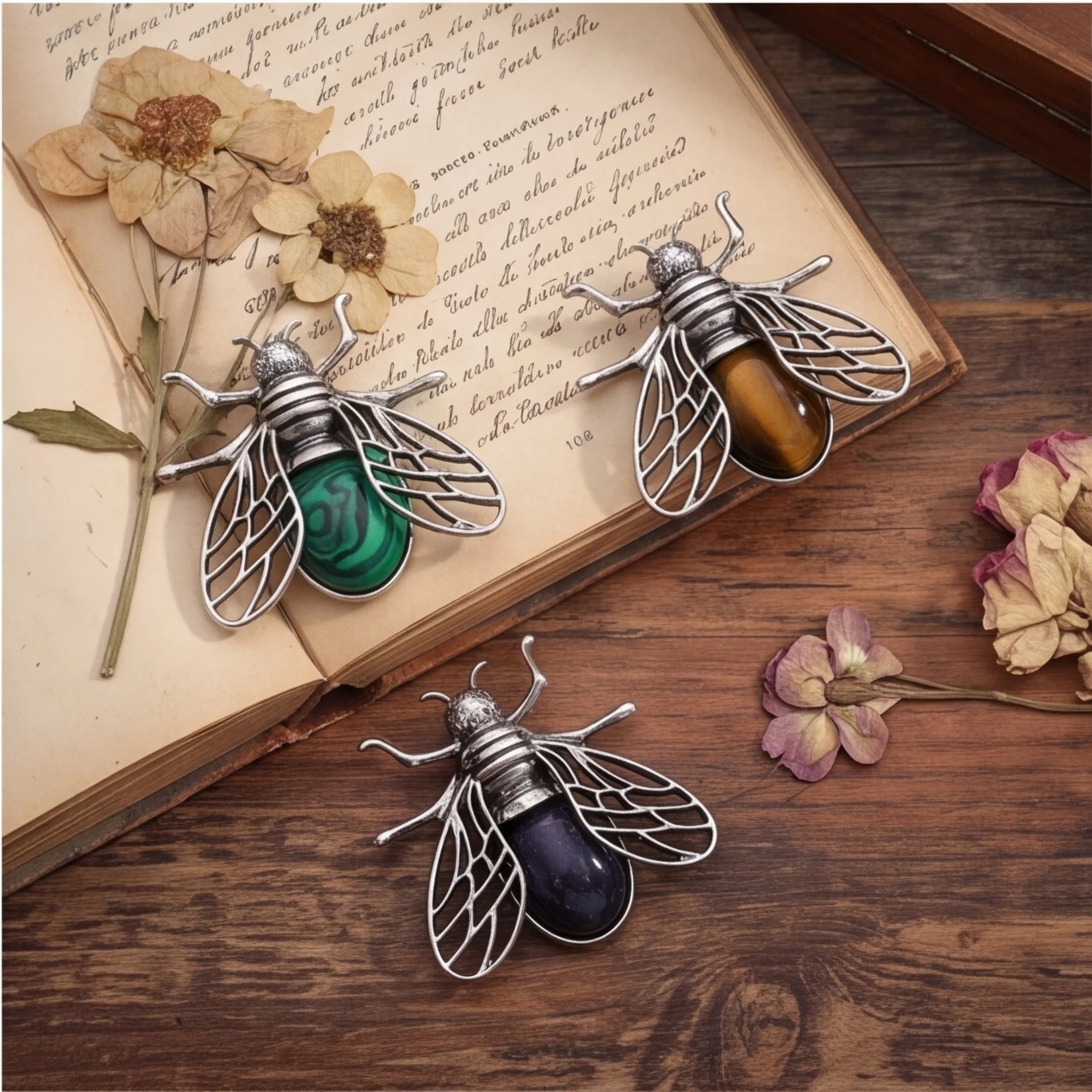 Bee Shape Natural Stone Pendants, Vintage Animal Gemstone Necklaces for Women