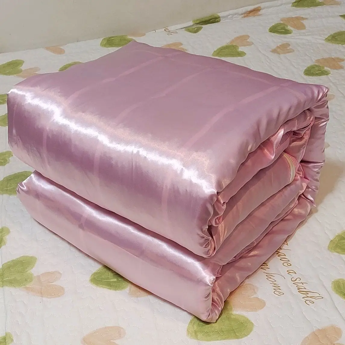 No cotton filling glossy pink satin silk cover with zipper bedspread home bedding