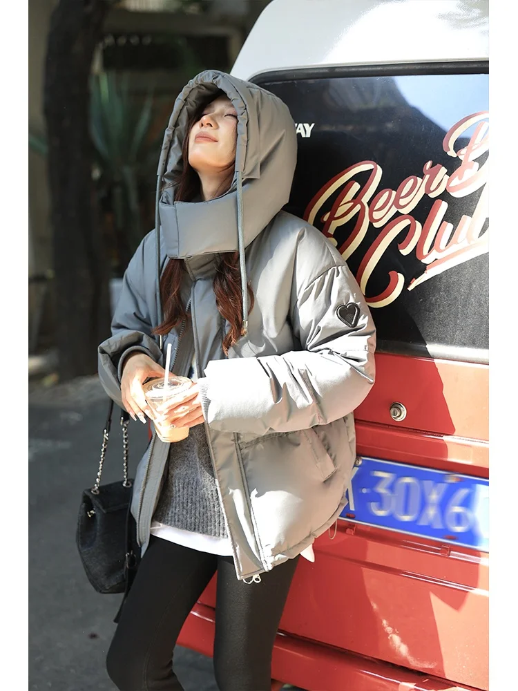 

Утепленная женская куртка с капюшоном, на белом пуху, с флисовой подкладкой, на молнии, в корейском стиле