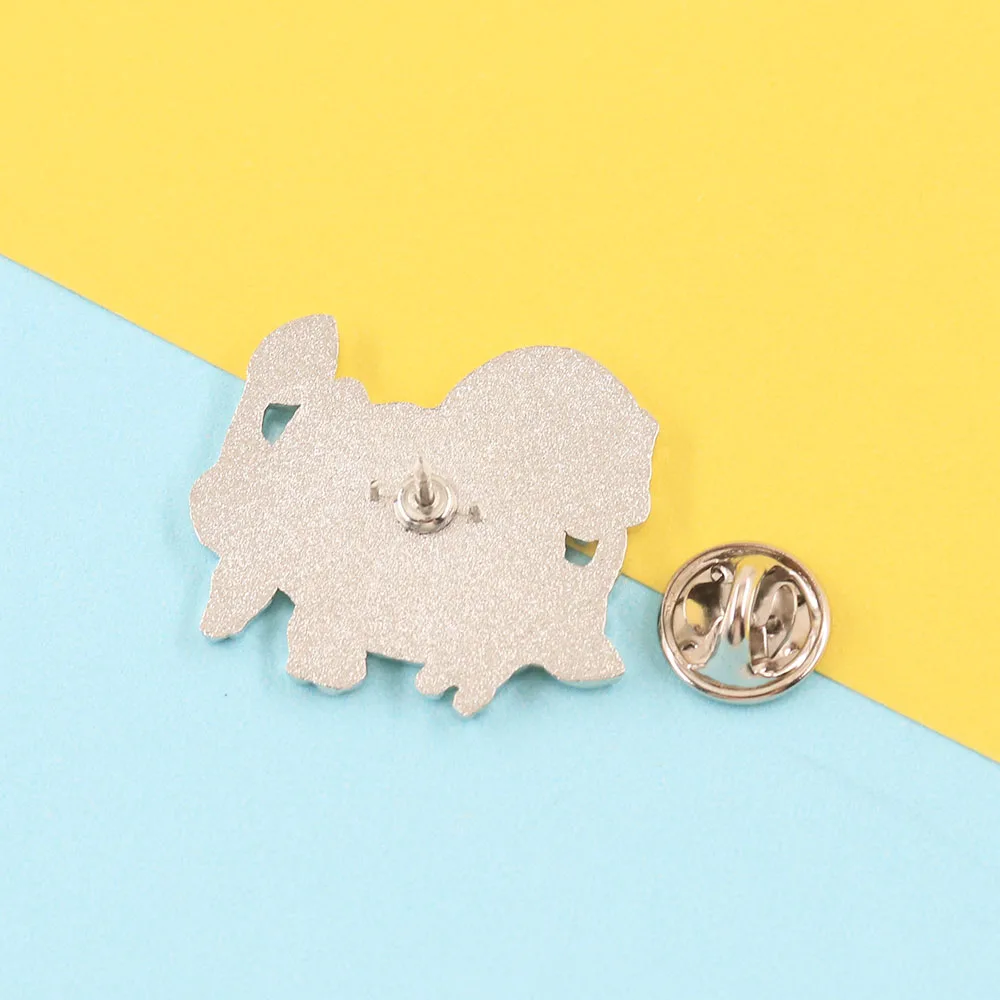 Cute Pikmmin And Duck Enamel Brooch Game Character Peripheral Lapel Pin Cartoon Jewelry Kids Gift Gamer Collect Souvenirs