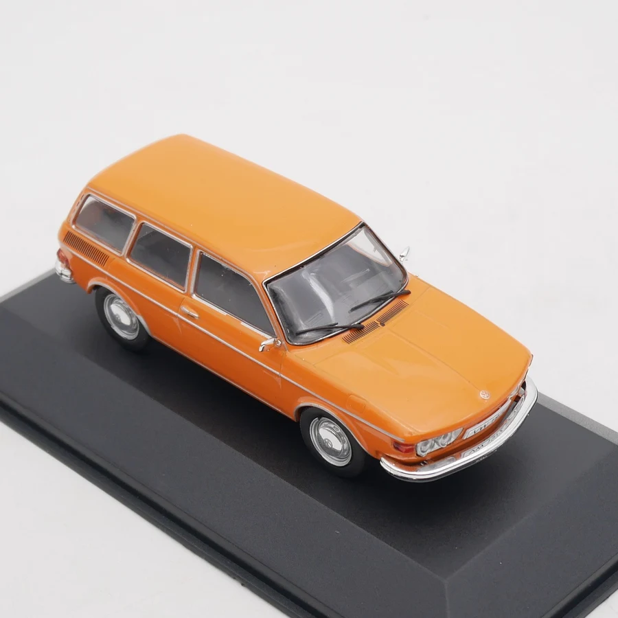 Toy Vehicle Collection Ixo 1:43 Volkswagen 412Variant 1972 Diecast Car Model