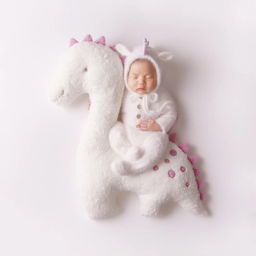 

Newborn Dinosaur Outfit Mohair Knitted Jumpsuit Hat Photography Clothes Dinosaur Posing Pillow Doll Studio Infant Shooting Props