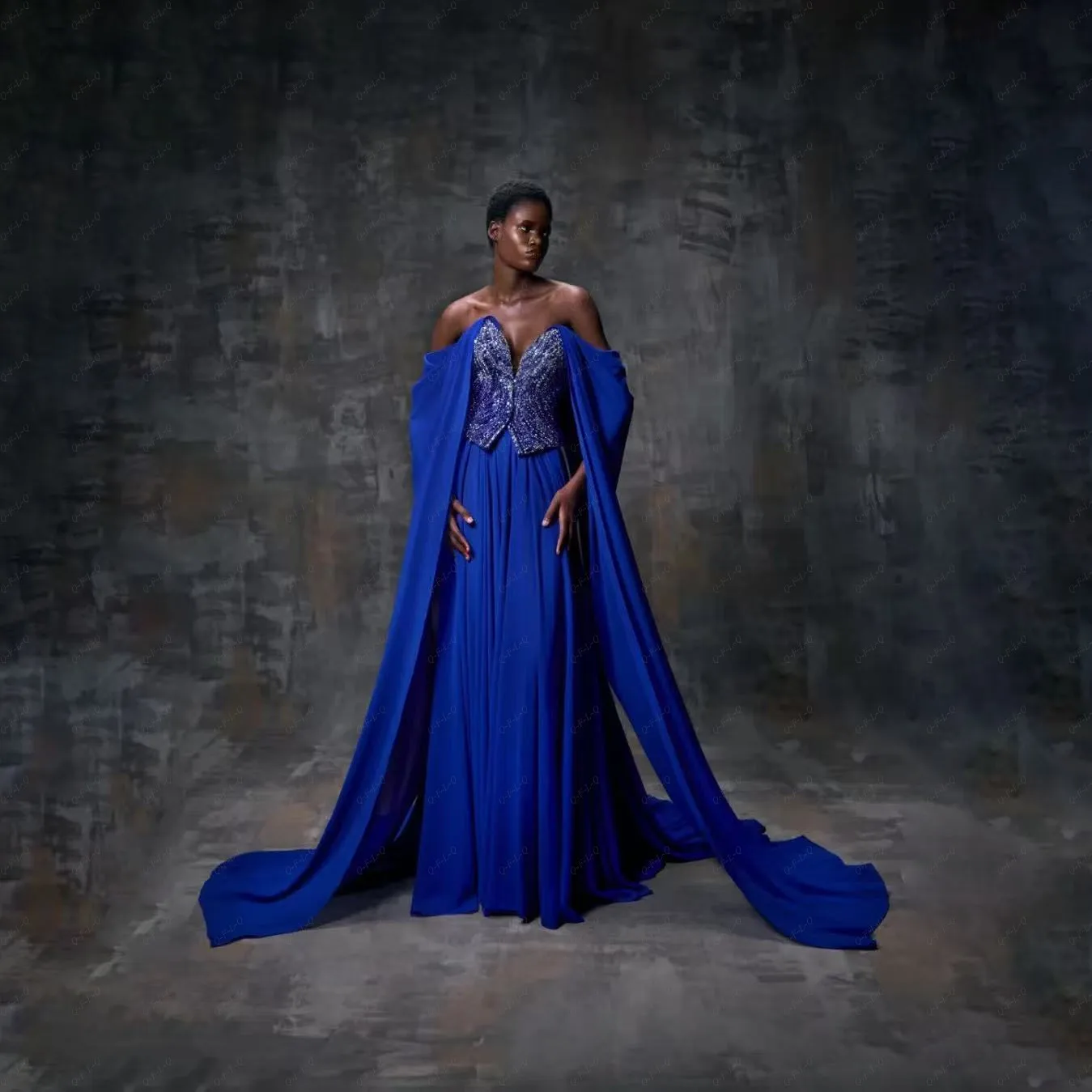 

Royal Blue Evening Dress Long Sleeves Cape Off the Shoulder Elegant Party Gowns Drapd Chiffon A Line Beaded Prom Dresses