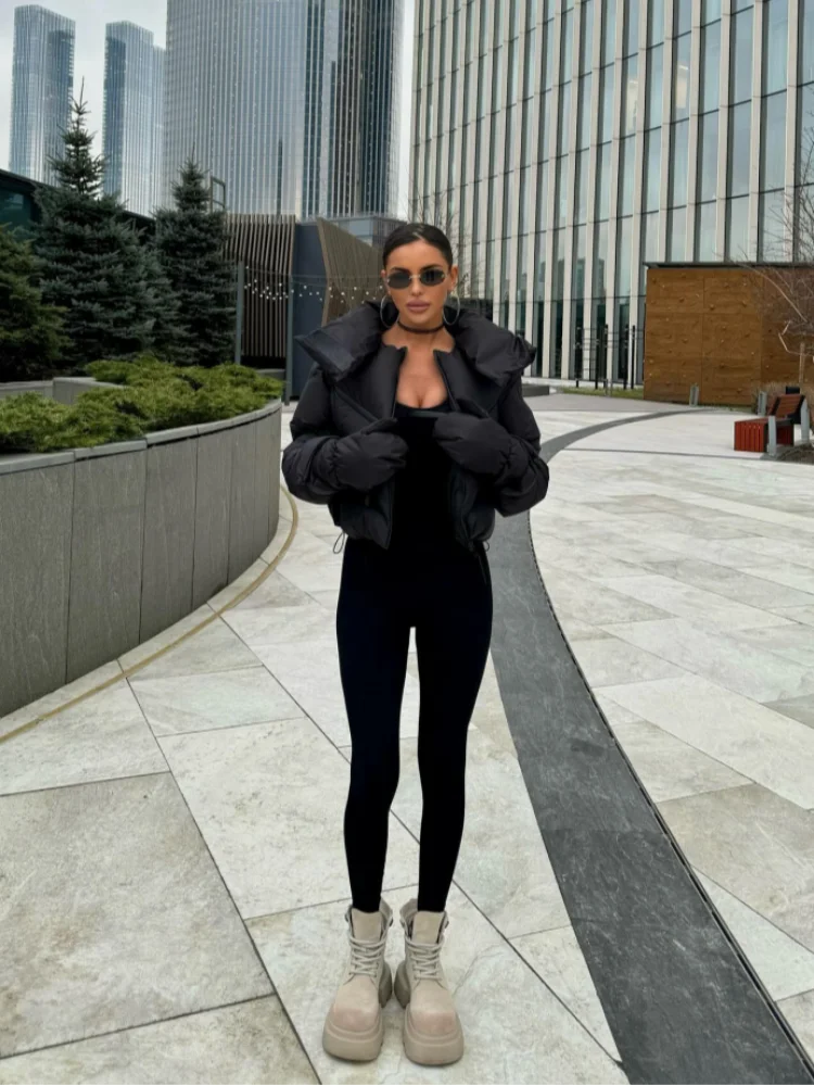 

Big Stand Collar Short Cotton Coat Women Loose Contrast Full Sleeve Zipper Warm Jackets 2025 Autumn Winter Lady New In Outerwear