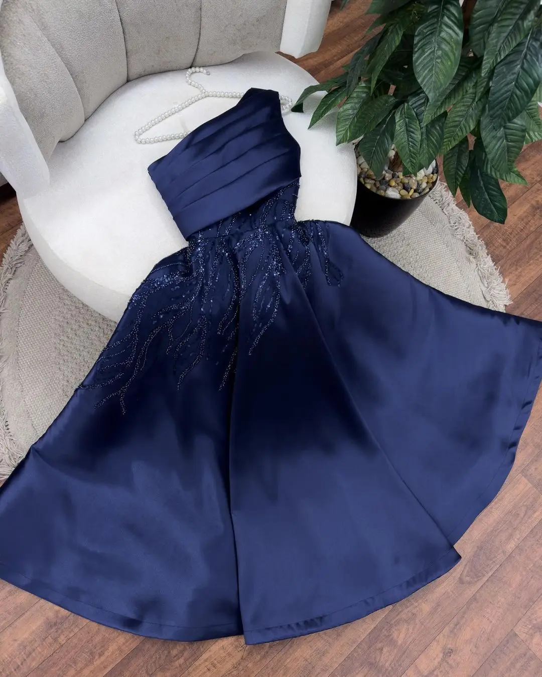 Customized One Shoulder Prom Dresses Sleeveless Pleated Beadings Floor Length Party Gowns Evening Dresses image 3