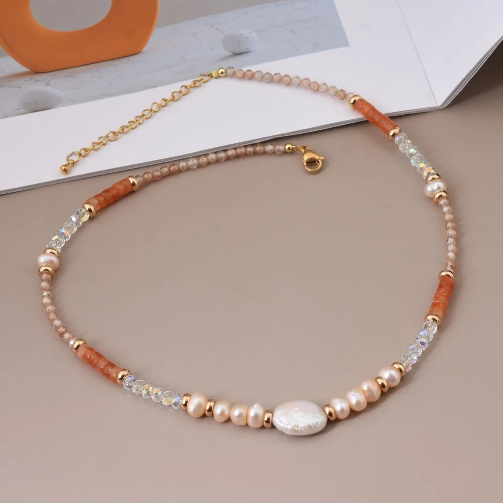 

Natural Strawberry Stone Beads Splicing Oval Baroque Stone Necklace Simple Temperament High-end Sweater Chain for Women