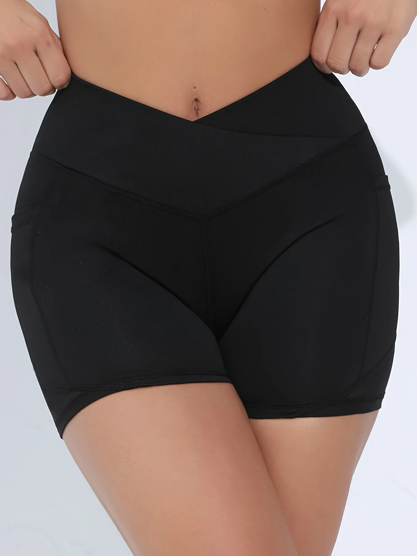 Women's Workout Shorts Isla Pocket — High Waist