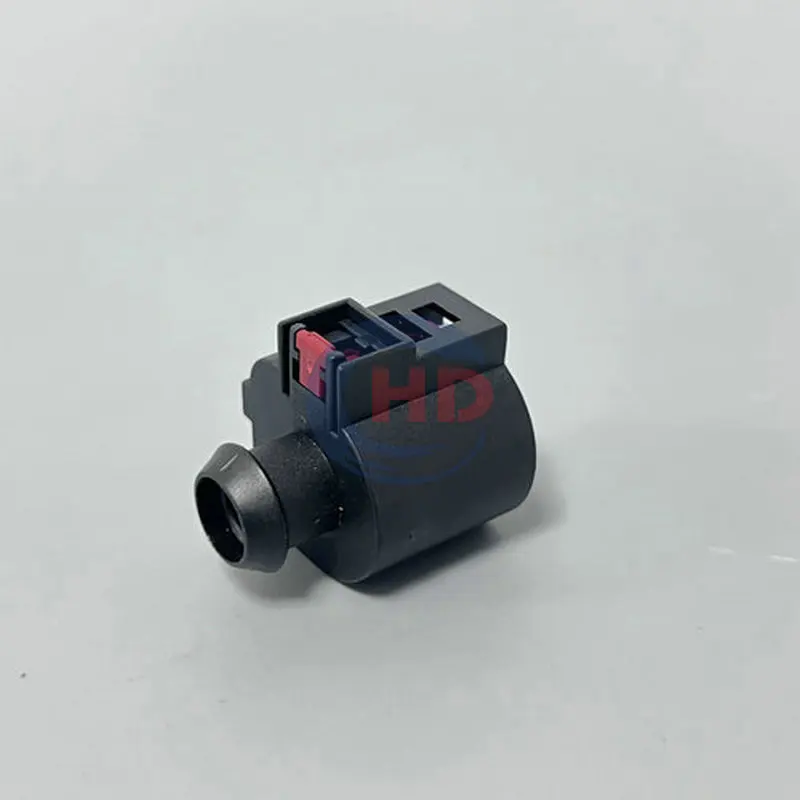 

1-20 sets 1pin AUDIVOLKSWAGEN STARTER SOLENOIDSOCKET CONNECTOR 1K0973751
