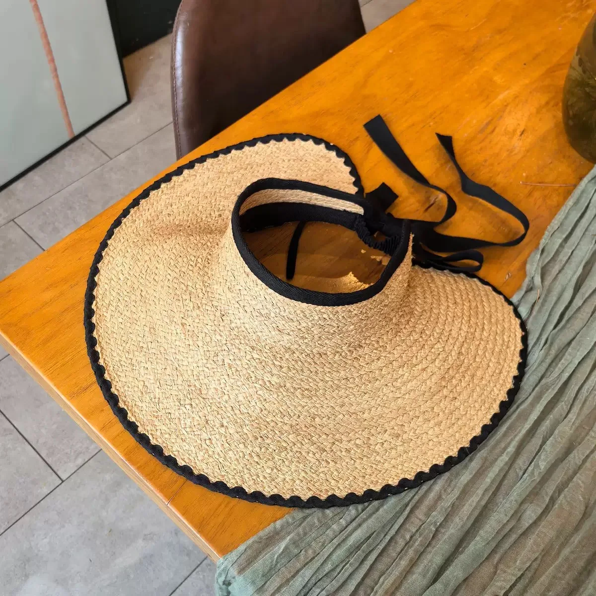 

New Summer Foldable Raffia Portable Beach Hat Wide Brim Sun Hat Roll-up Summer Casual Straw Cap Visor Luxury Hats Chapeau Femme
