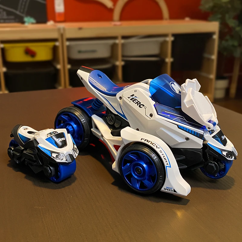 Coche de batalla de lanzamiento 3 en 1 para niños, coche de aleación extraíble con luces y efecto de sonido, coche de batalla de motocicleta para niños.