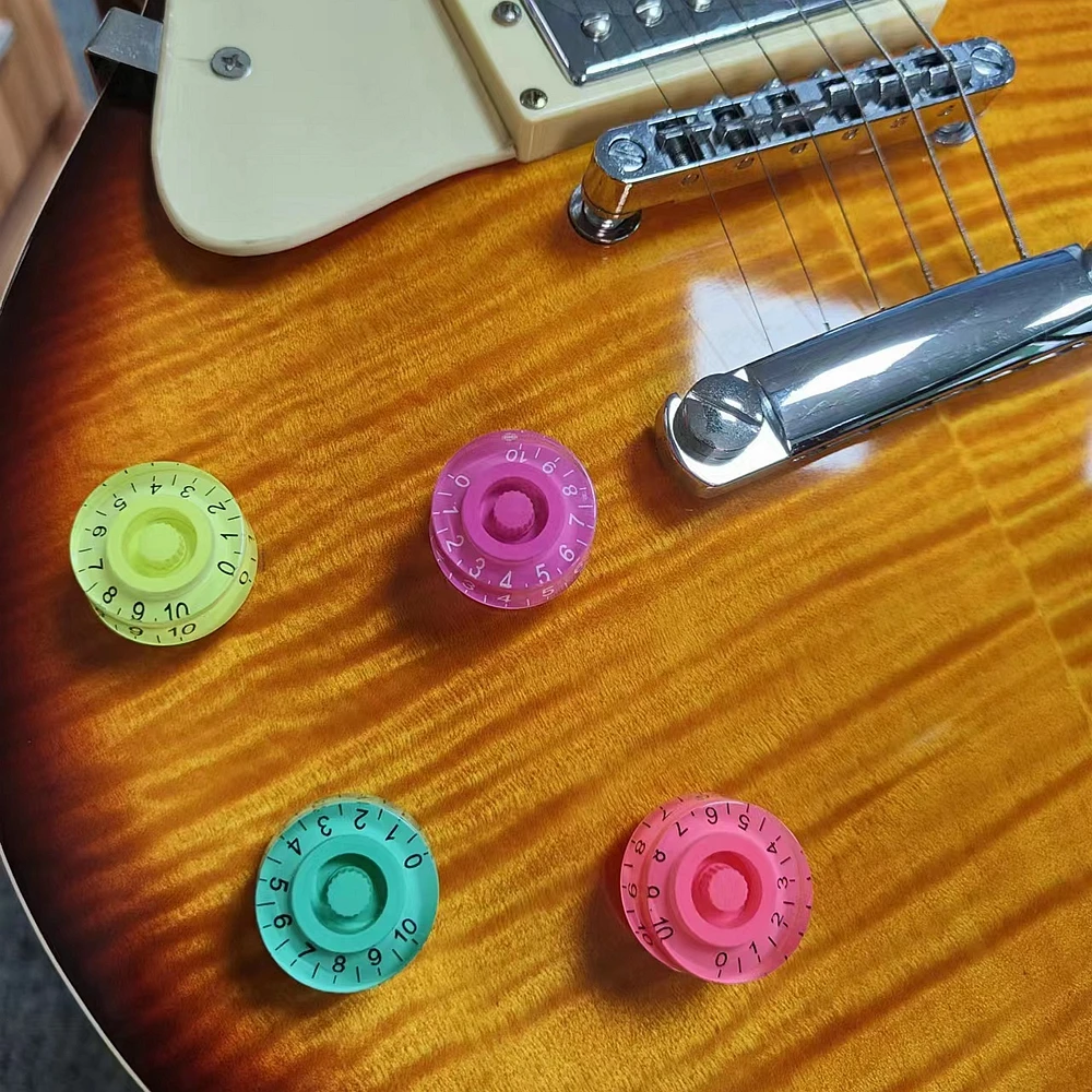 4 Stück Gitarren-Lautstärkeregler, Top-Hat-Knöpfe, Geschwindigkeits- und Tonpedal-Regler für E-Gitarre und Bass, 29 Farben – Detail 13