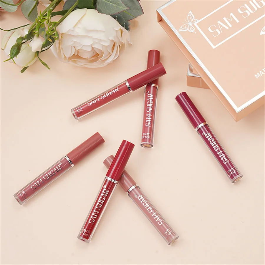 Juego de brillo de labios con taza antiadherente mate, resistente al agua, resistente al sudor, aplicación suave, efecto maquillaje natural