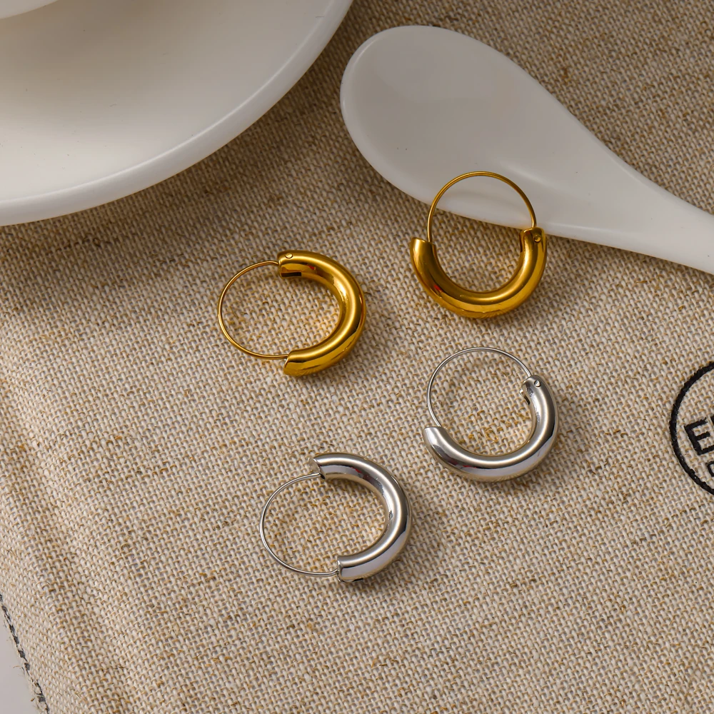 Glänzende Edelstahl-Creolen mit 18K PVD-Goldbeschichtung, Geometrischer Kreis, Modeschmuck für Frauen, Wasserdicht – Detail 5