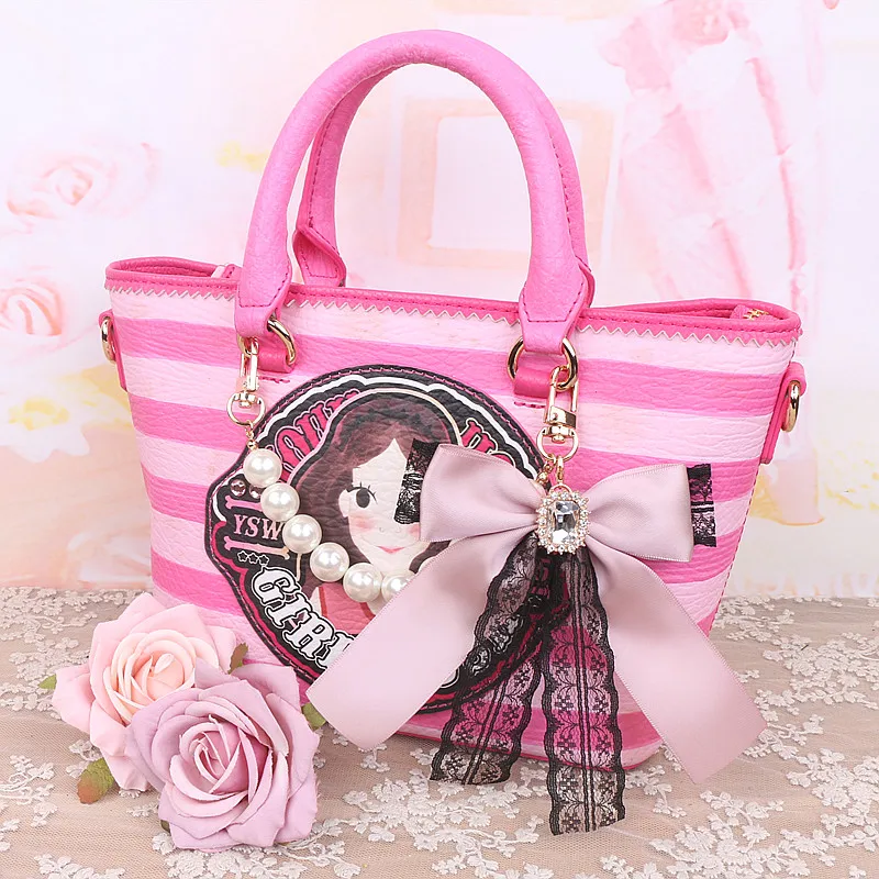 

Handmade Butterfly Knot Keyrings Bowknot Bag Pendant Women Backpack Ornament Keychain Pearls Beaded Bow Bag Charms