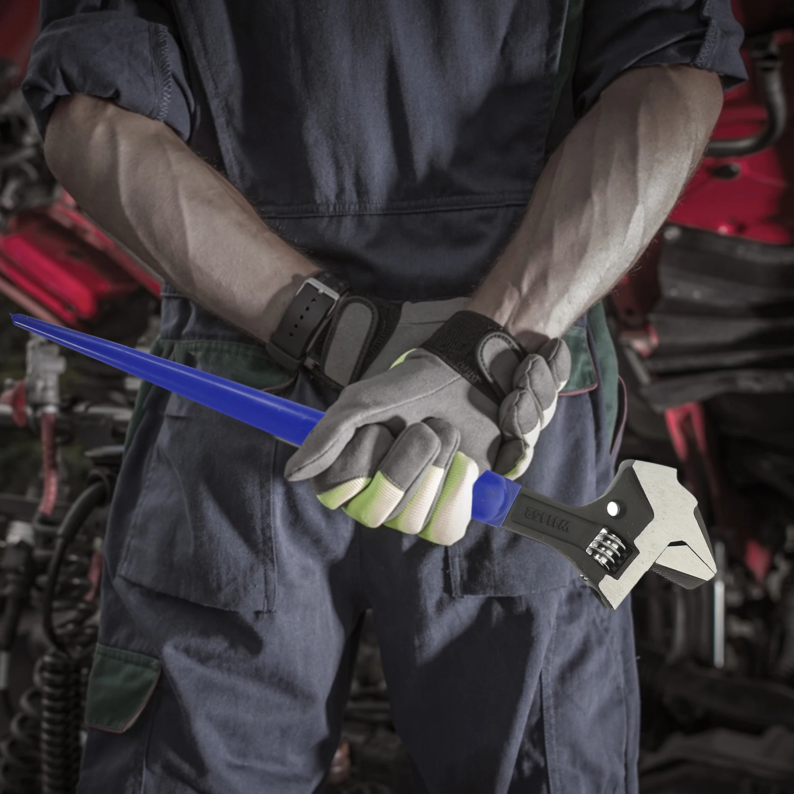 

12 Inch Heavy Duty Wrench Reversible Jaw Spud Pointed Tail Wide Corrosion Resistant Black Phosphate Finish Durable