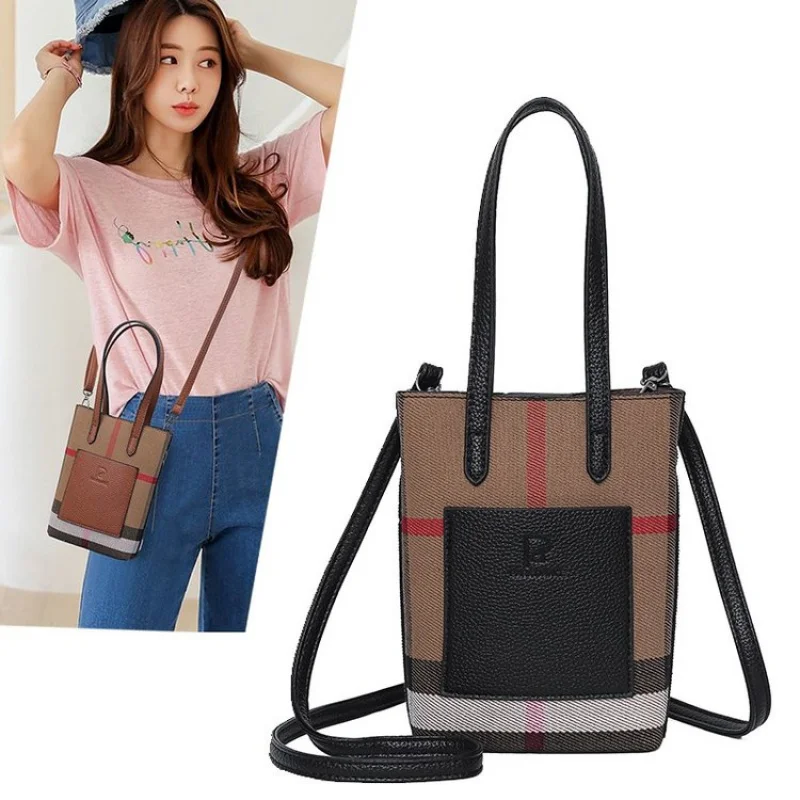 

Luxury Women's Crossbody-Bag Crafted From Flexible Leather Featuring Popular Classic Elegant And Trendy Look​