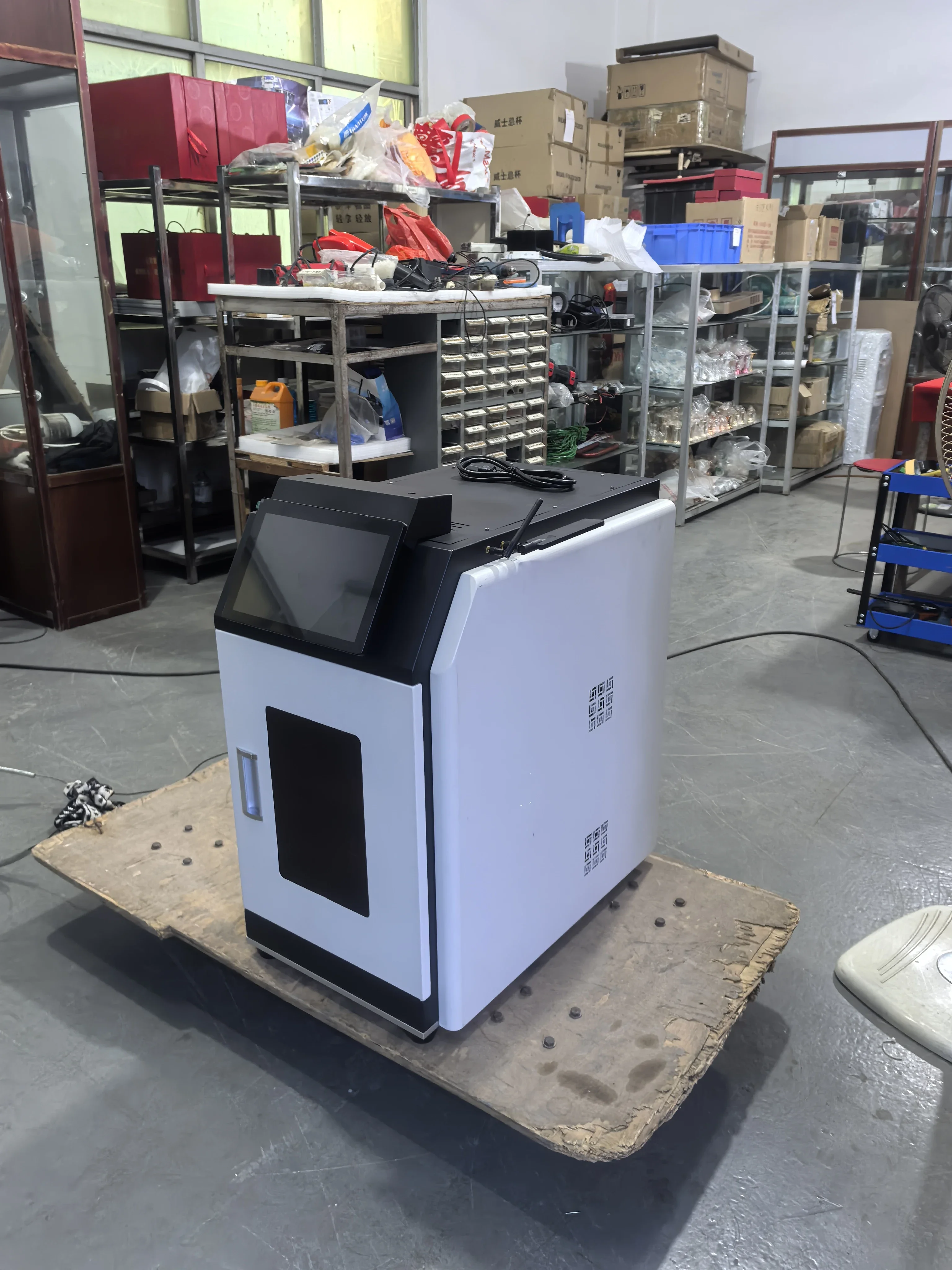 LY جديد ثلاثية الأبعاد آلة الحفر الداخلية المهنية كريستال الكرة الليزر حفارة الضوء الأخضر/ليزر الأشعة فوق البنفسجية 1 واط LY-A04A مع 2 مجموعات تركيبات