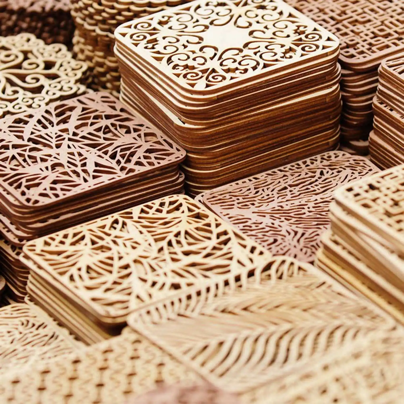 ABMS-100 Pieces Unfinished Square Wood Slices Blank 4X4 In,For Coasters, Pyrography,Painting,Writing,Photo Props Decorations