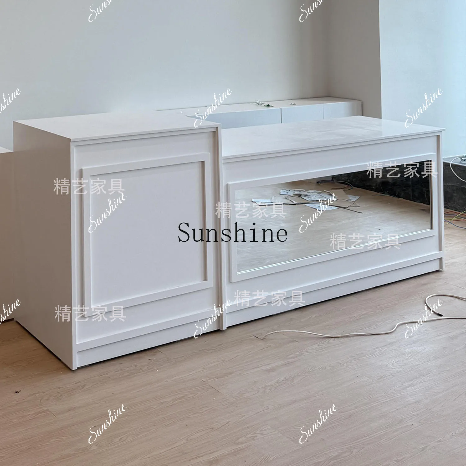 

French vintage checkout page clothing/cake shop/beauty salon reception desk FT