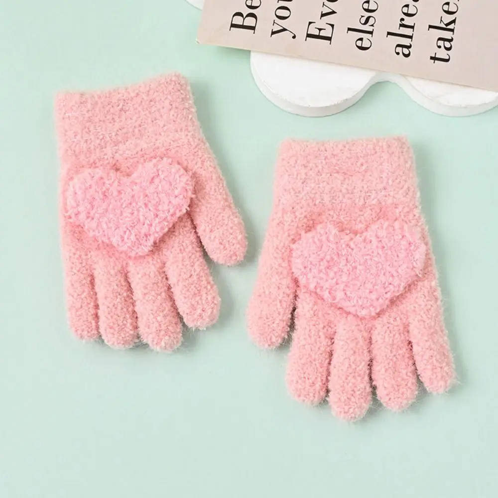 2Pairs لطيف الأطفال قفازات دافئة على شكل قلب لينة خمسة أصابع قفازات تنفس يندبروف الصلبة قفازات قطيفة الرياضة في الهواء الطلق