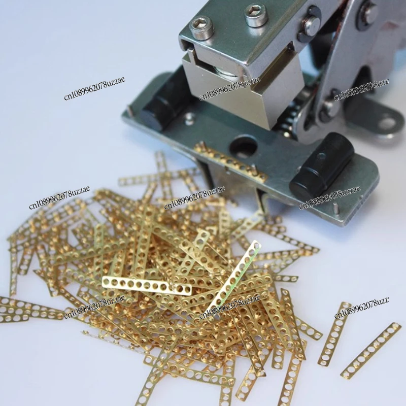 

SMT Splicing Copper Buckle Belt Special Copper Buckle, Buckle, Pliers Original Do Not Jam Material