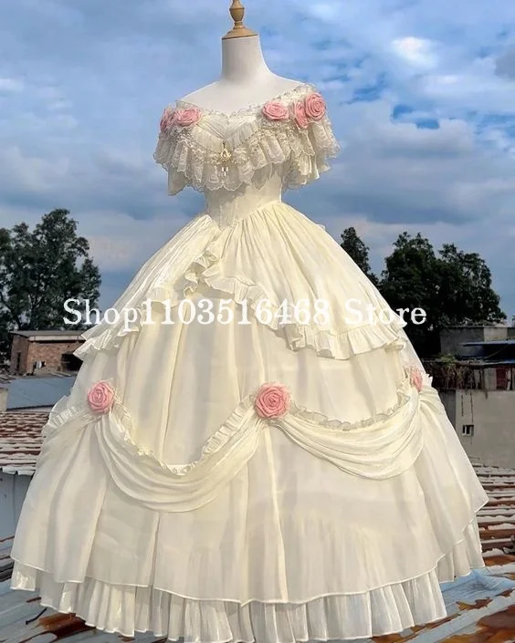 Fluffy Victorian White Prom Dress Dreamy Floral Embroidered Lolita Poncho Corset Corset Lace Up Evening Gown robes de soirée