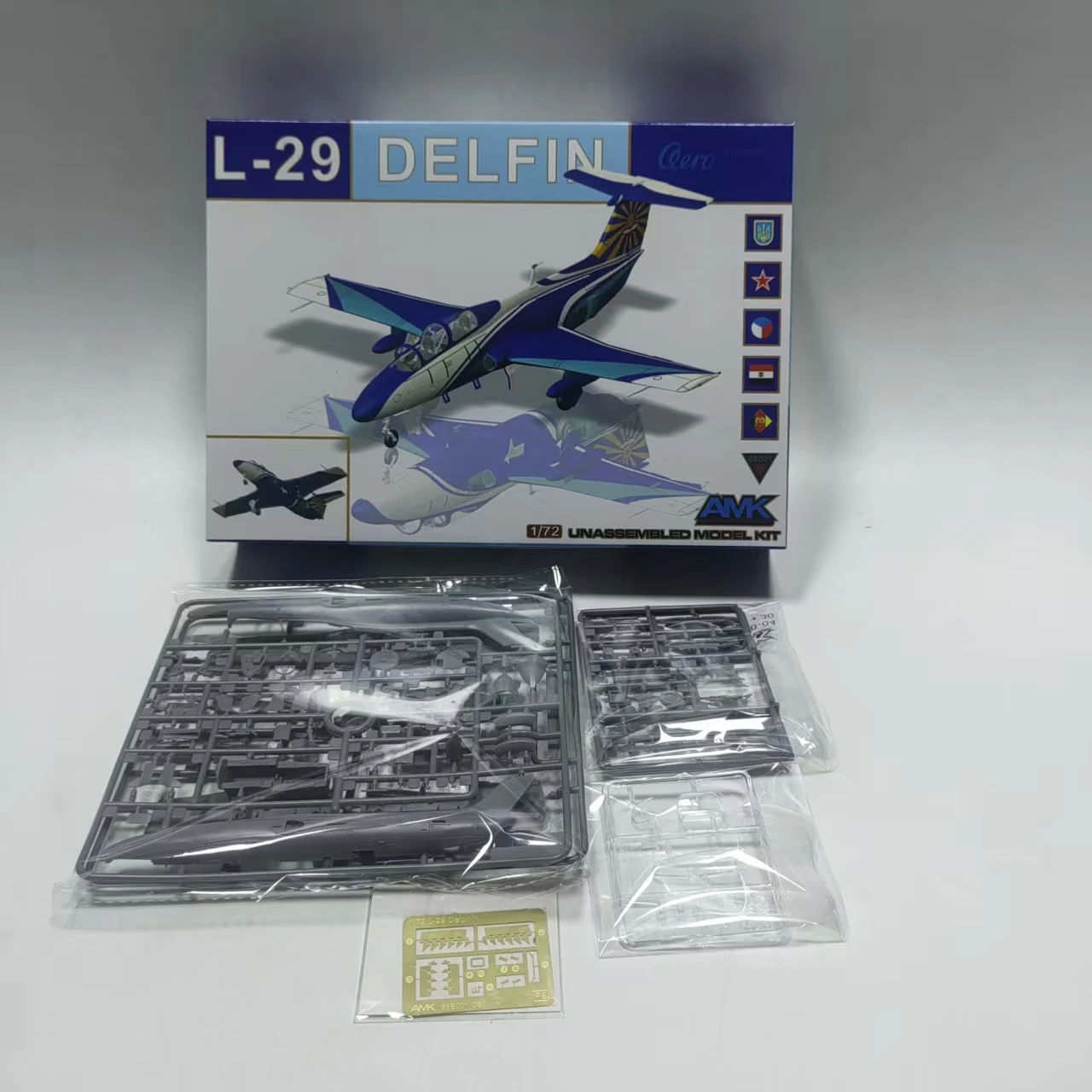 L-29 Delfin Fighter Plastic Model Assembly Kit AMK 86001 1/72 Scale