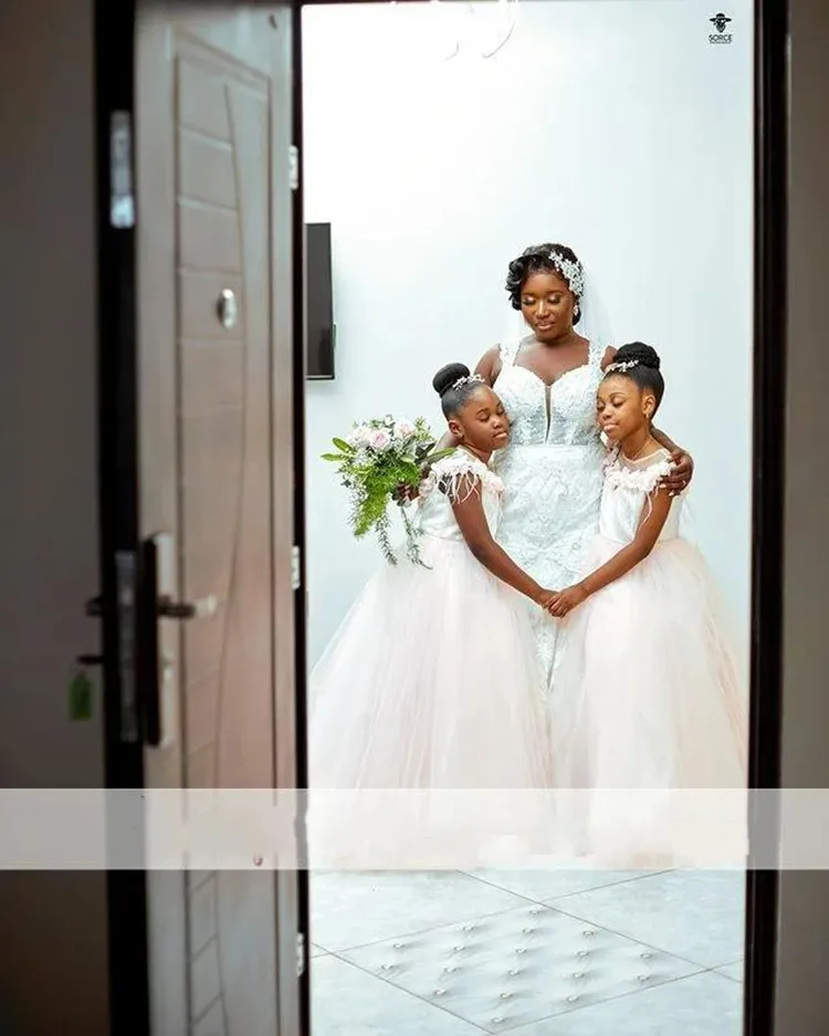 Impresionante Vestido De novia De sirena con Apliques De encaje personalizado, Vestido De boda con tirantes finos, Vestido De novia africano sin espalda