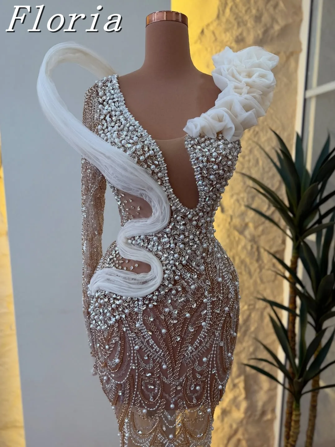 

White Arabic Exquisite Crystal Rhinestones Tassel Evening Dress Beaded 3D Design Party Dress Vestidos De Fiestas Elegantes Mujer