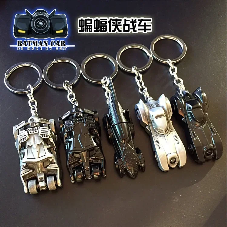 DC Animation Figure Batman Bruce Wayne Batmobile Metal Key Chain Bag Key Ring Pendant Accessories Children\'s Toys Birthday Gifts