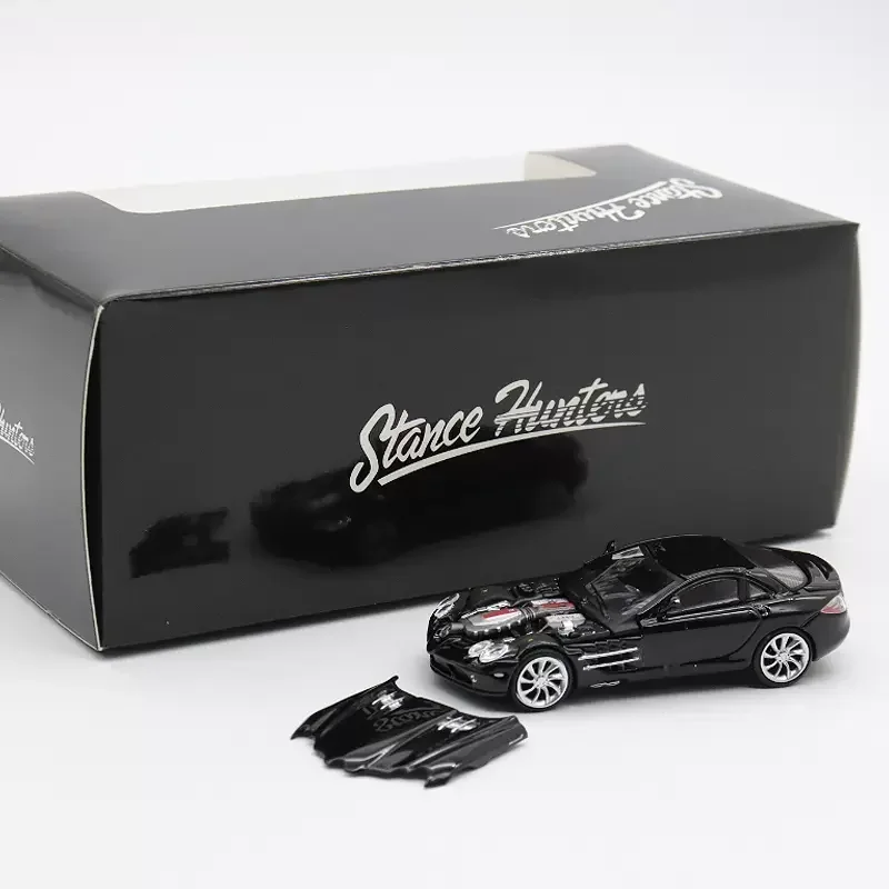 

Stance Hunters 1:64 SLR carbon black Model Car