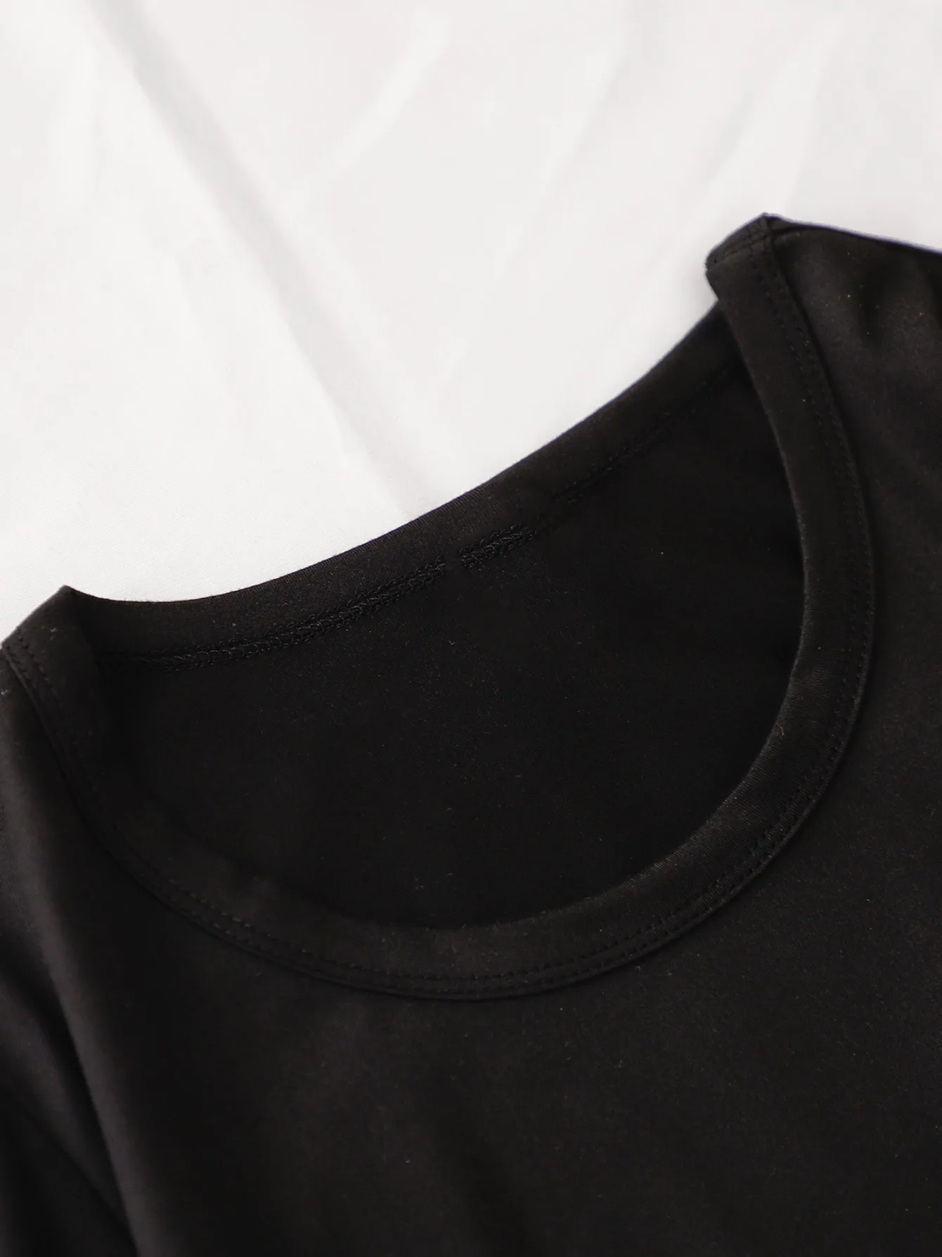 เสื้อยืดกีฬาพิมพ์ลายการ์ตูนน่ารักของผู้หญิง - เสื้อยืดแขนสั้นคอกลมสีดําซักด้วยเครื่องได้เหมาะสําหรับทุกฤดูกาล