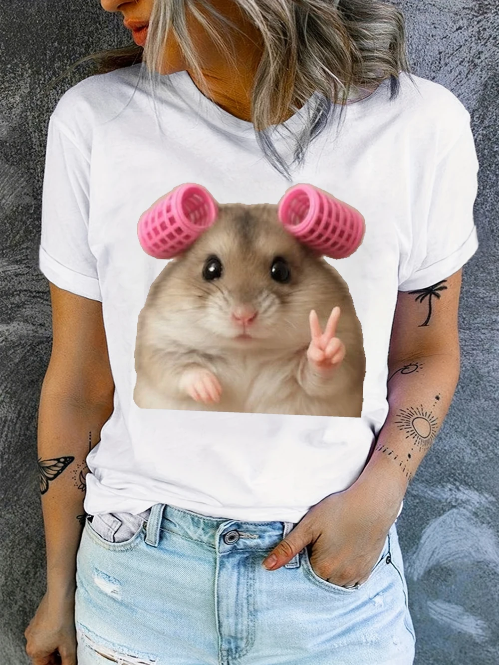 Cute Peace Hamster Funny Meme T Shirt Women Retro Fashion Short Sleeve T-shirts Tops Casual T-shirt Aesthetic Clothes Harajuku