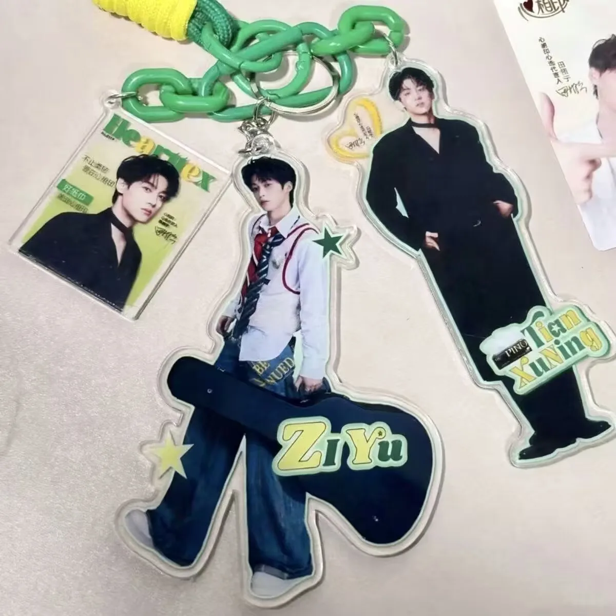 Inverse Love New Ray-Ban gantungan kunci tas sekolah akrilik buatan sendiri, liontin tas, dekorasi, koleksi, hadiah untuk teman