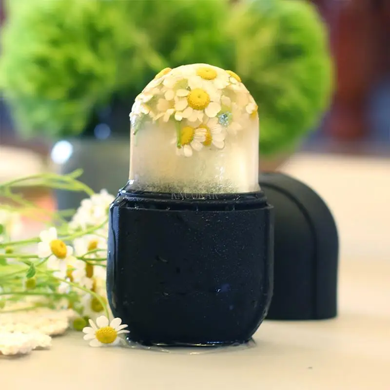 Cura della pelle Bellezza Lifting Contouring Strumento Vassoi per cubetti di ghiaccio in silicone Globo di ghiaccio Palline di ghiaccio Massaggiatore viso Rullo facciale Ridurre l'acne