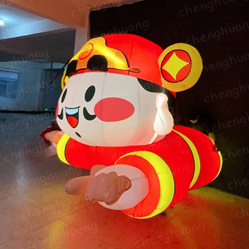 

Надувной Бог богатства с воздуходувкой для благоприятного оформления новогодних мероприятий на открытом воздухе в торговом центре.