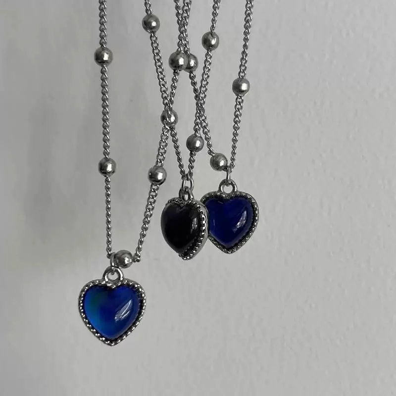 Y2K Retro Color Changing Heart Necklaces Crystal Pendant Choker Temperature Sensitive Necklace Mood Love Jewelry Women Men Gifts